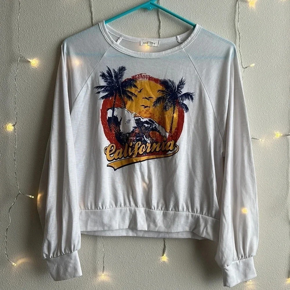 PacSun Tops - California Graphic Pullover Crewneck​​​​​​​​​​